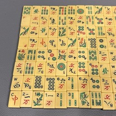 Mahjong Lot 8 Random Tiles French Ivory Piroxloid Green Jellyback 20’s [