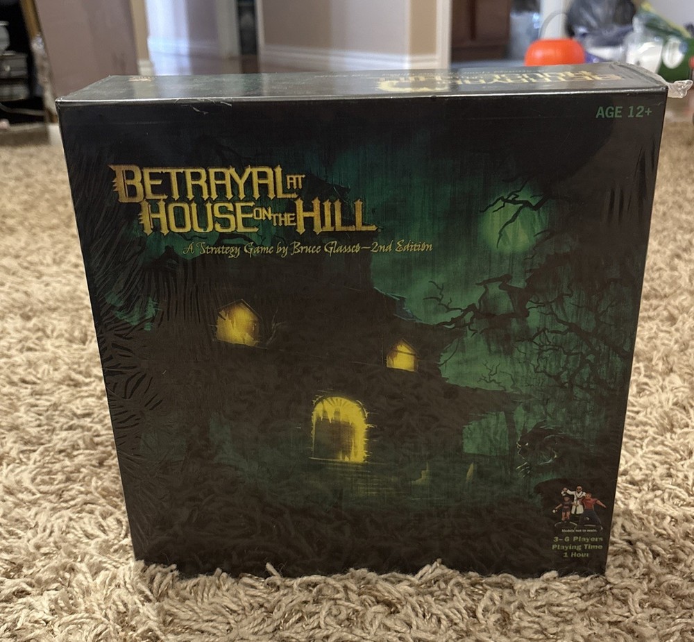 Avalon Hill Betrayal at House on The Hill Board Game – AV26633
