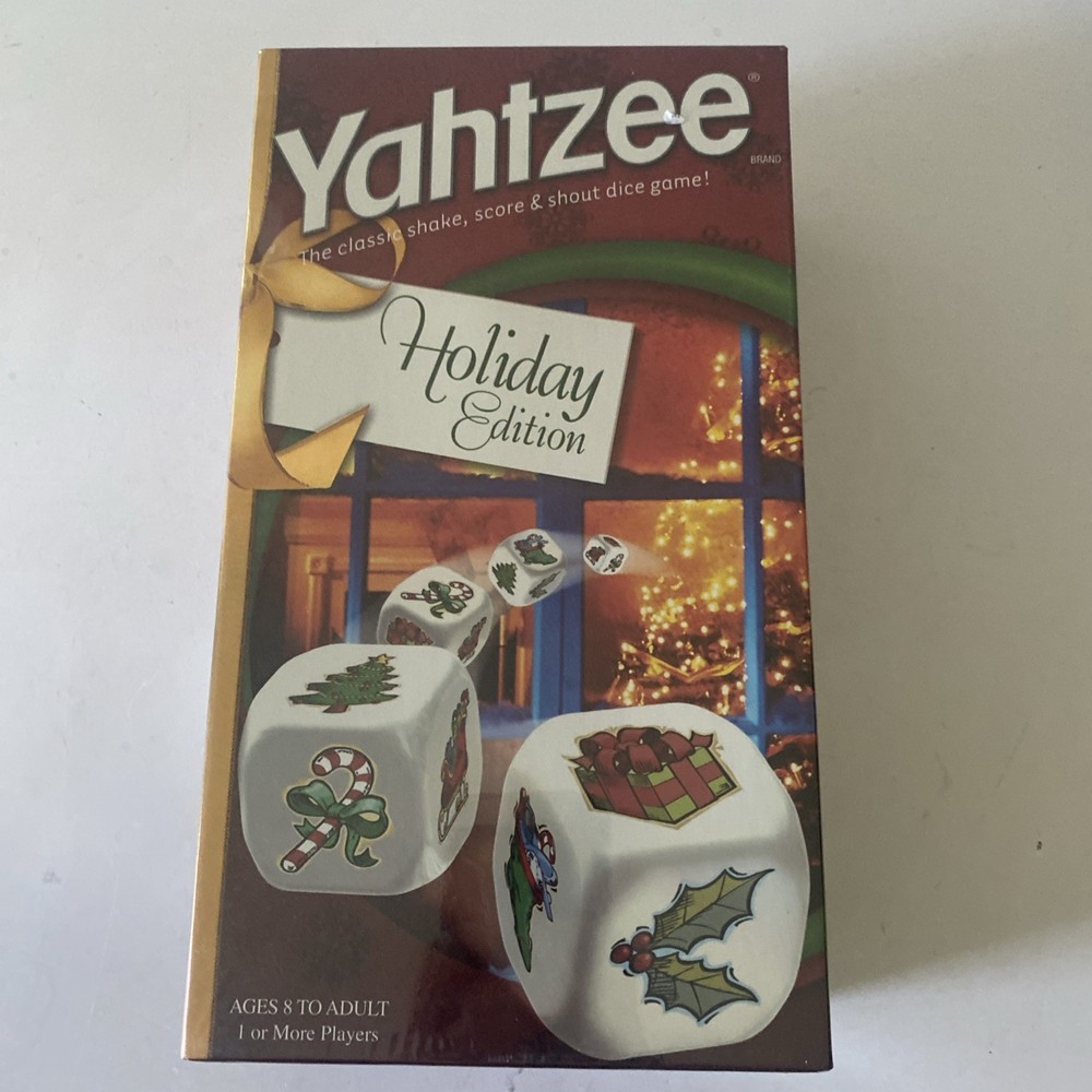 Yahtzee Holiday Edition Christmas Family Dice Game Hasbro USAopoly New