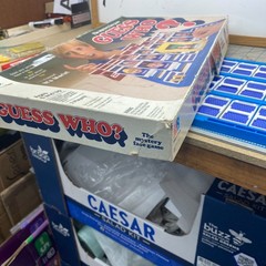 Guess Who? Board Game Milton Bradley Vintage 1991 95% Complete With Box