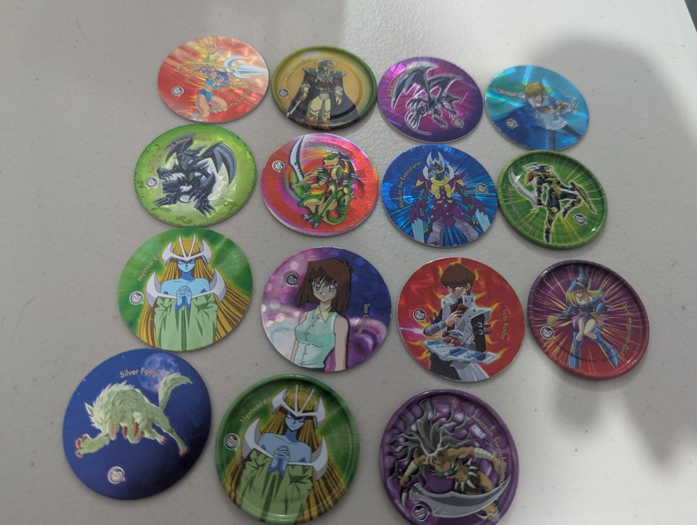 Yu-Gi-Oh Pogs lot (Taps, tazos) 5 metal + 10 plastic