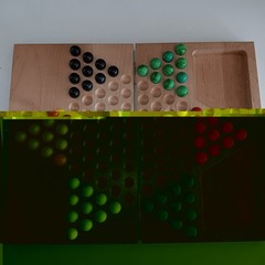 Chinese Checkers Game Set , Wood, Folding Portable. Some Of The Glass…