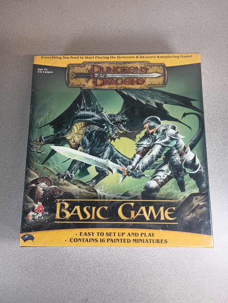 2004 Dungeons And Dragons Basic Board Game (NEW SEALED)