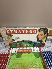Vintage Stratego Board Game Milton Bradley 4916 Complete Red Blue Pieces