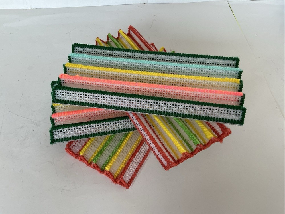 Domino Holder Rack/Tray (4) Plastic Canvas Full View Hand Made Stackable