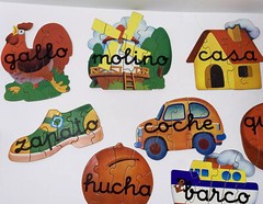 Deletreando (juegos educa) Ages 3 to 8 Spanish Puzzle Game