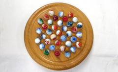 Handmade 8″ Marble Solitaire Game W/37 Marbles (some swirl) Wood Board, Signed
