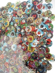 100 Angry Birds Tazos Caps Pogs Lot Mixed Holographic Collection