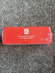 Never Have I Ever The Game of Poor Life Decisions – New Sealed