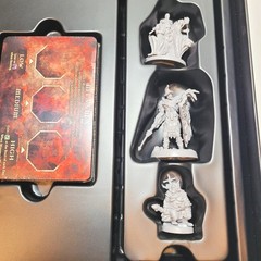 Tainted Grail lot: stretch goals Age of Legends, Last Knight, Red Death, Echoes+