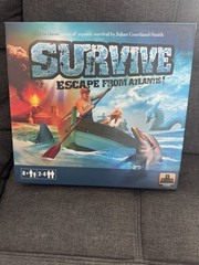 Survive: Escape from Atlantis – Stronghold Games 2010 – COMPLETE Super Nice Cond