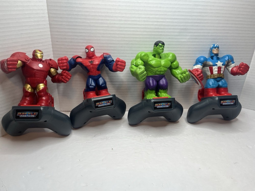 Marvel Battle Masters Hulk Iron Man Spiderman Captian Hasbro 2013 Handheld READ
