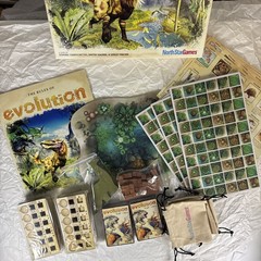 Evolution – North Star Games – 2014 Survival Strategy Game 1st Edition – New