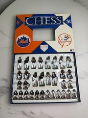 CHESS METS & YANKEES THE ULTIMATE BASEBALL STRATEGY BOARD GAME, Open Box