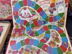 Parker Brothers Strawberry Shortcake Berries to Market Board Game 1979 VINTAGE
