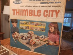 Vintage 1965 Remco Thimble City 670 Magnetic Board Game