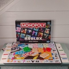 Hasbro Monopoly Roblox 2022 Edition Complete Board Game 2+ Players Ages 8+