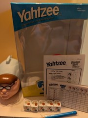 FAMILY GUY Yahtzee Hindenpeter Collectors Edition 2011 Hasbro Open Box