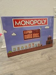Monopoly Super Mario Bros Collector’s Edition 8-Bit Board Game New
