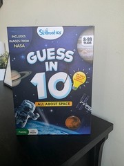 Skillmatics Guess in 10 All About Science 8-99 years Includes Images from Nasa