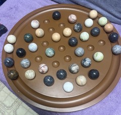 Vtg Semiprecious Stone Marble Solitaire Game 36 1” Stone Marbles 16” Board