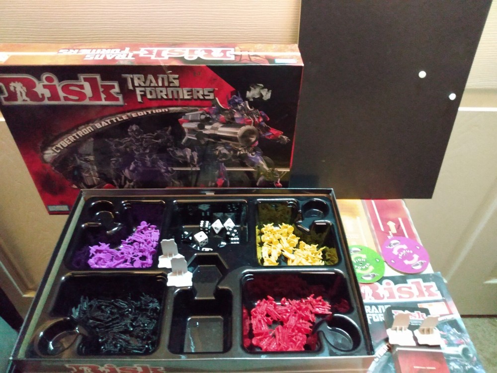 [3/6 PEGS] Hasbro 2007 RISK Transformers Cybertron Battle Edition Board Game
