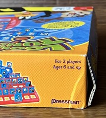 Looney Tunes Who Is It Kids Game Pressman 2010 New