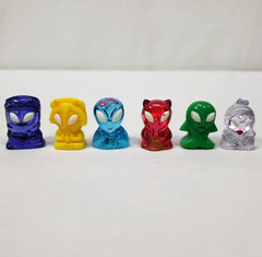 Gogos Crazy Bones Aliens Lot of 17 Vintage Glow In The Dark Glowing Eyes Go Go