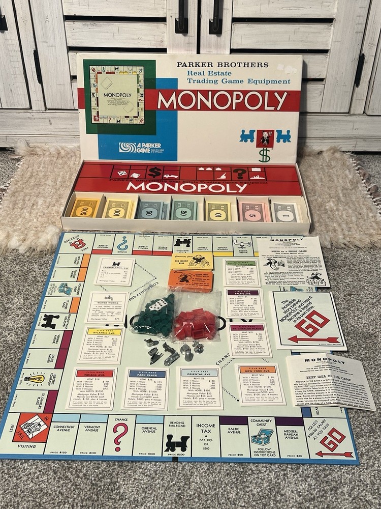 Vtg MONOPOLY Board Game 100% COMPLETE 1973 VINTAGE~NEVER BEEN PLAYED