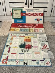 Vtg MONOPOLY Board Game 100% COMPLETE 1973 VINTAGE~NEVER BEEN PLAYED