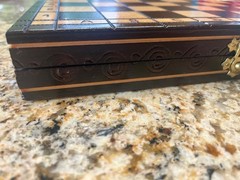 Muba Wooden Folding Chess Set – Nice Shape Contrasting Light and Dark Wood