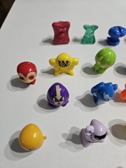 Gogo’s Crazy Bones Large Lot Of 33 Figures Mixed Series Y2K Wanted Vintage