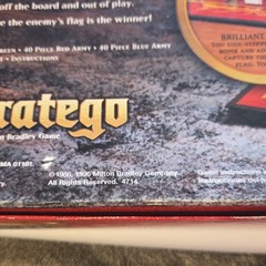 Milton Bradley Stratego Board Game Complete 2P 8+ 1996 80 Pieces MPN 4714