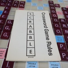 Vintage 1982 Scrabble Deluxe Turntable Board Game Wooden Tiles Complete