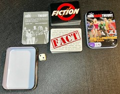 2014 The Big Bang Theory Fact or Fiction Card Game 90 Cards 180 Trivia Questions