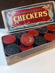 The Embossing Company Checkers Corona 1/18″ Full Set Vintage (Over 80years Old)