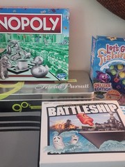 9 Games Family, Battleship, Monopoly Scattergories, Jenna, Checkers, Sorry