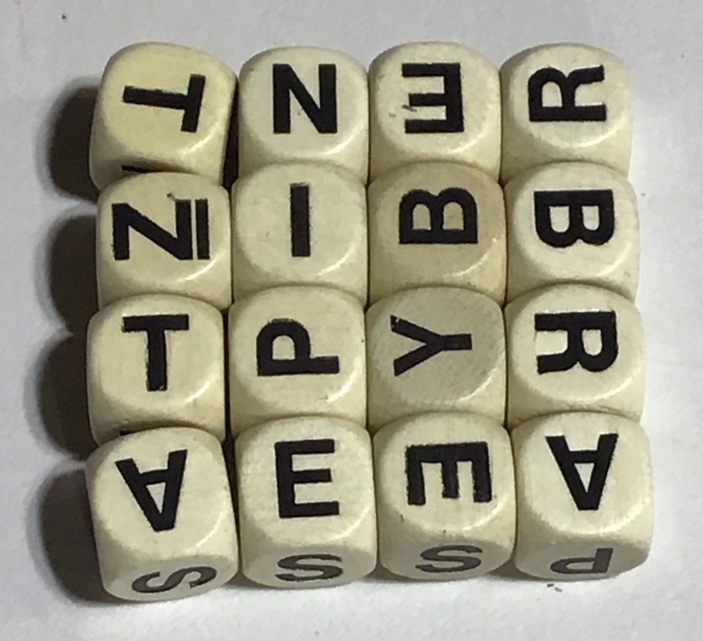 1976 Vintage Original Boggle Word Game 16 Replacement Letter Cubes Black & White