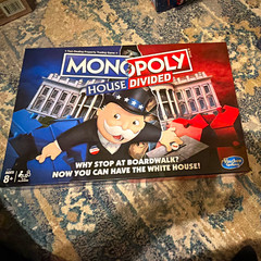Hasbro Monopoly House Divided Politics Board Game Complete 2+ Players 8+