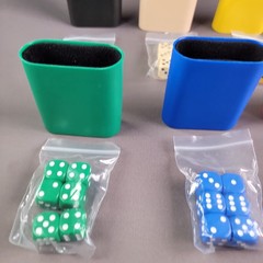 Farkel Party Dice Game Complete w. score cards & instructions original metal box
