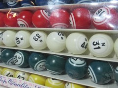 Rare Vintage Hayes Quality Plastic Bingo Balls With Box Complete Multicolor Set