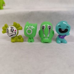 Gogos Crazy Bones Evolution Lot Of 28 Mixed Lot Various Characters and Colors