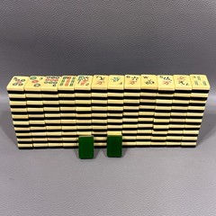Mahjong Lot 8 Random Tiles French Ivory Piroxloid Green Jellyback 20’s [