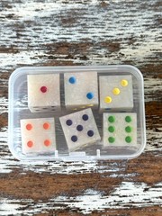 Resin Dice Set 6pcs – Classic Rainbow Dots Pearl – Handmade Replacement Dice Gam