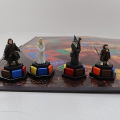 Lord of the Rings Trivial Pursuit 2004 2 DVD Edition Trivia Questions