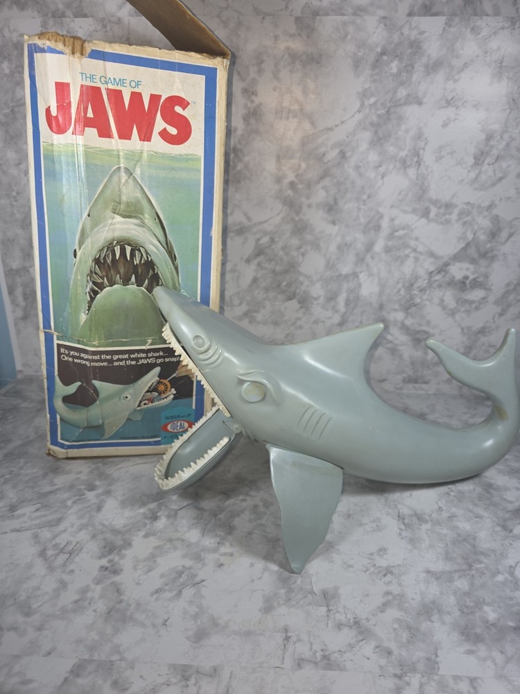 Vintage. Game Of Jaws. Ideal Toy Comp. 1975. Shark & Box Only. Read