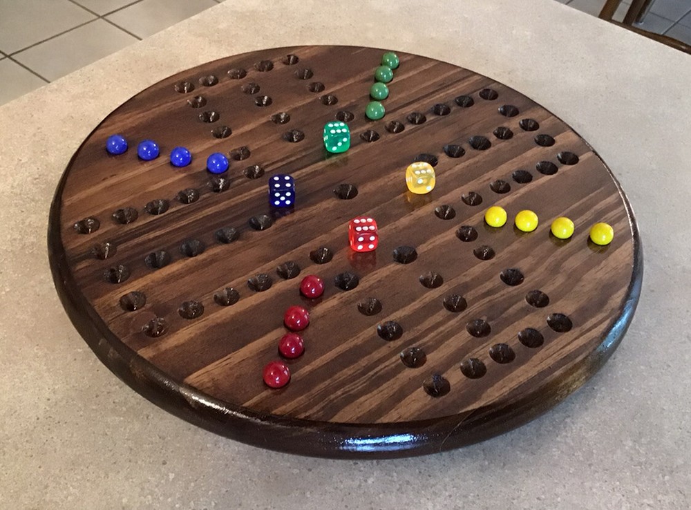 15” WALUNT STAINED WOODEN PINE AGGRAVATION MARBLE GAME BOARD 2-4 PLAYER NEW