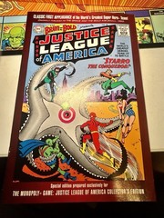 1999 Monopoly Justice League of America Board Game + Comic Book a New In box