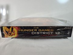 The Hunger Games District 12 Strategy Board Game Sealed 2012 Neca Wizkids