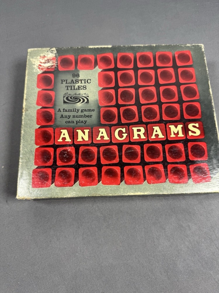 Vintage Anagrams Game – Missing 1 Tile